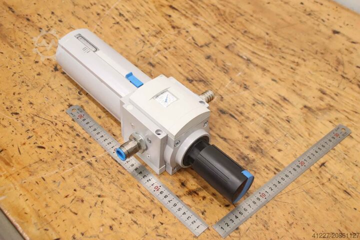 Обслуживающий блок фильтр-регулирующий клапан Festo MS9-LFR-3/4-D7-E-U-M-AG-BAR-AS  562531