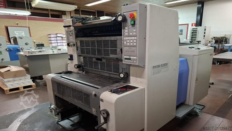 1 цвет Ryobi 520 X