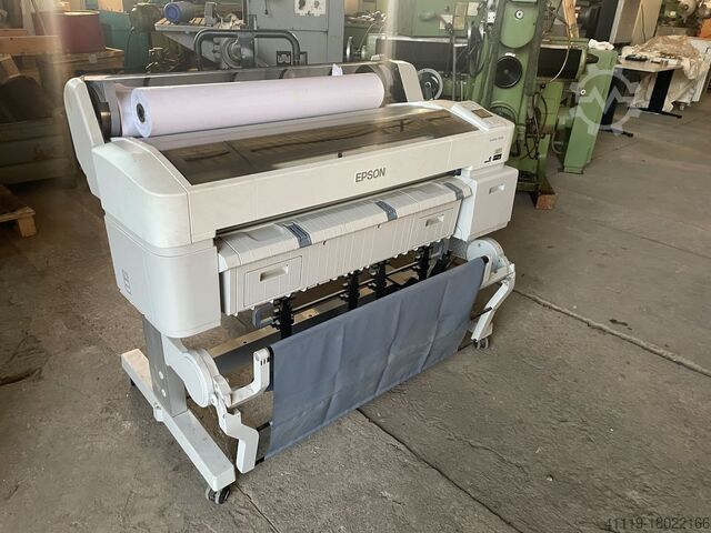 Широкоформатный принтер EPSON SureColor T 5200  