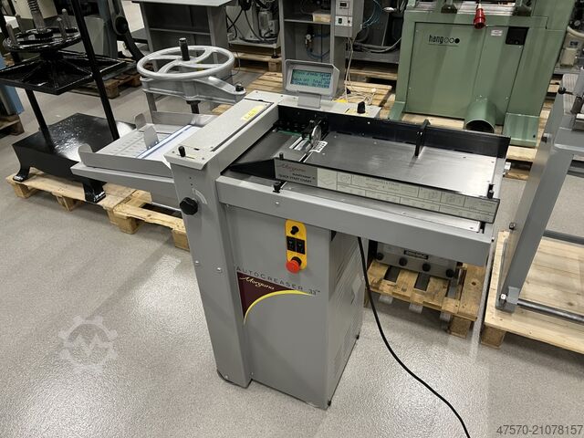 машина для нарезки канавок и перфорации Automatic creaser Morgana Autocreaser 33