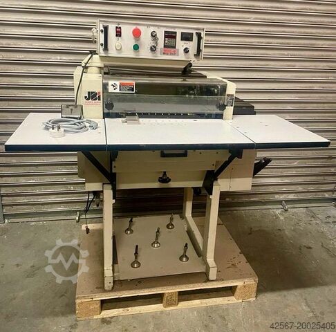 Прицеп для перевозки автомобилей James Burn BB32/37CD