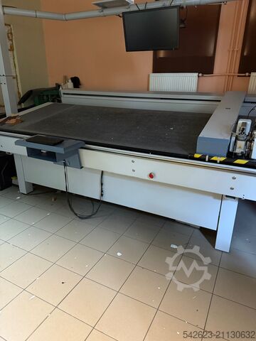 резательная машина Zund LC2400 Optima