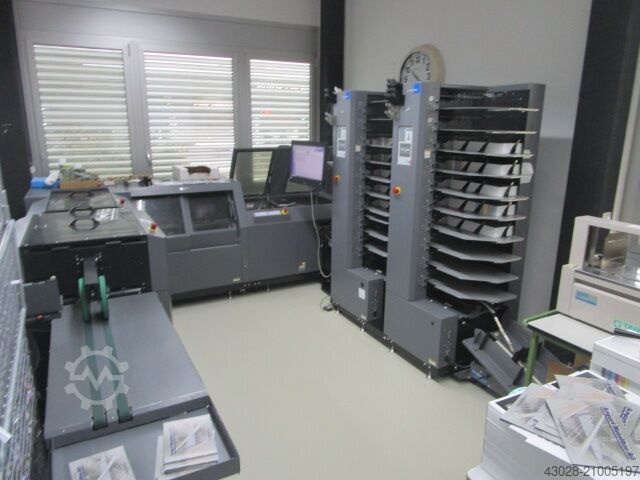 брошюровщик с центральной обрезкой DUPLO 