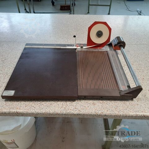 Fälzelgerät / Машина для подкладки спины Schmedt Fälzelgerät