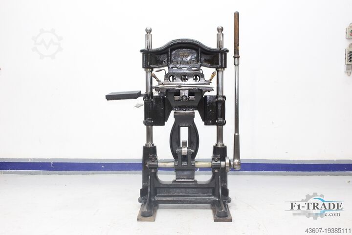 Пресс для тиснения с коленным рычагом / Пресс горячего тиснения Karl Krause KHP