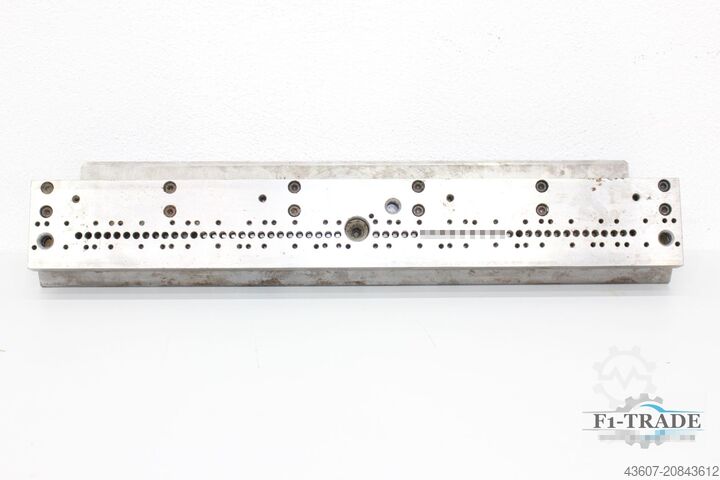 Пробивной инструмент 4x4 3:1 с вырезом под большой палец KUGLER WOMAKO 4x4 3:1