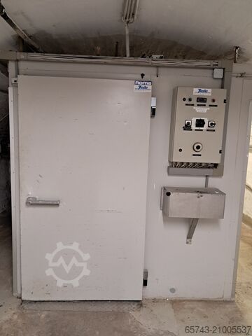 Морозильная установка Jelie ROMA