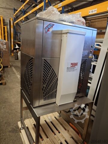 Промышленный пищевой ледогенератор MAJA SAH 250 Industrial Food-Grade Ice Maker