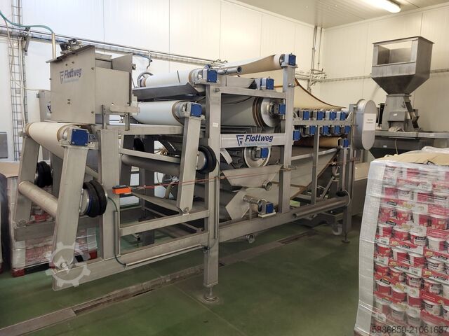 Линия FLOTTWEG для прессования фруктов  