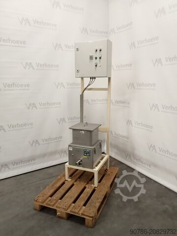 Дозирующий блок, дозирующий шнек, дозирующий бункер  