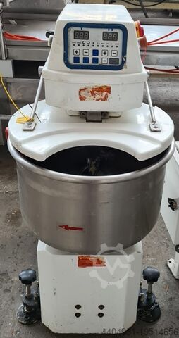 Б/у спиральный тестомес Sinmag Europe на 15 кг муки Sinmag Europe 7309515