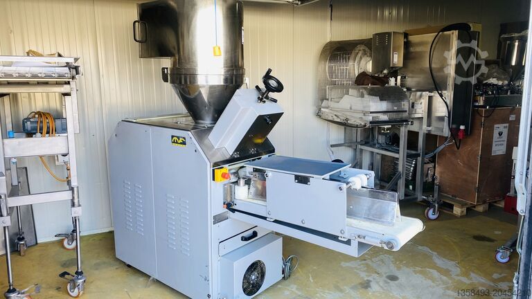 Тестоделитель Mondial Forni Omega