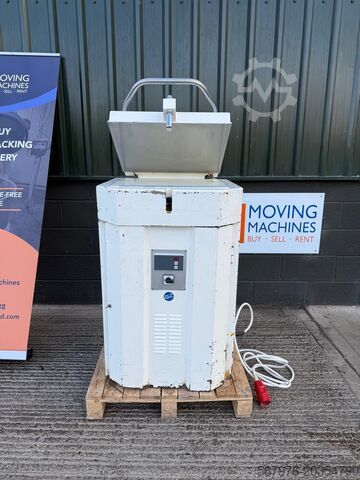 Окрашенный пресс для жирового теста Seewer Rondo FGDISA/R.A