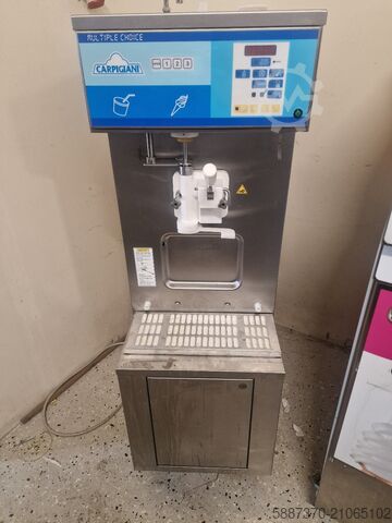 Мягкомороженица / Молочный коктейль Carpigiani multipelchose