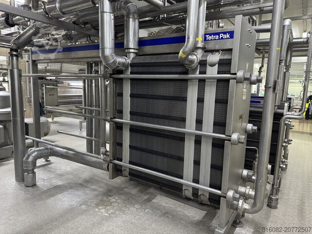 машина для производства напитков Tetra Pak Tetra Plex C10-KSM