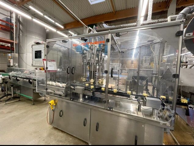 Розливочная машина для стекла и пластика Breitner IDR2885