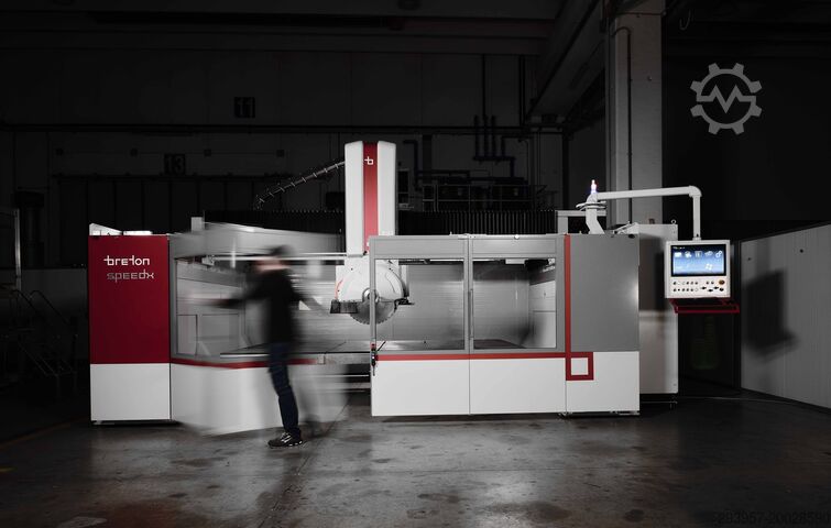 CNC мостовая пила для плит большой толщины Breton Breton SpeedX 800