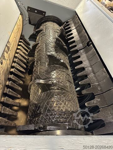 Одновальный измельчитель Doppstadt DW 2560 E1 Büffel  elektrisch