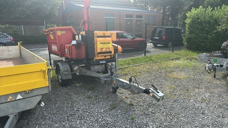 измельчитель Dücker HM 200 Wood Chipper