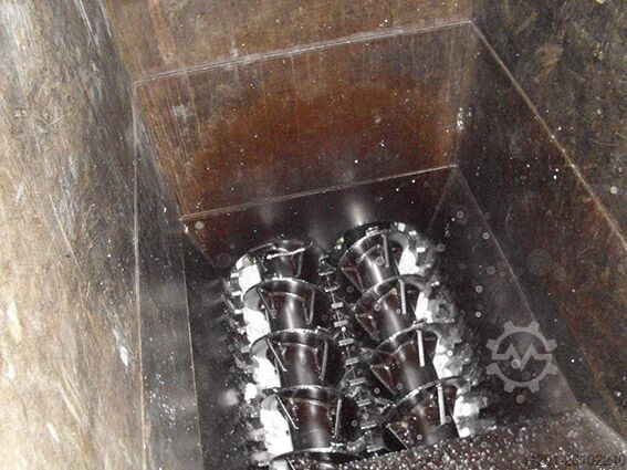 Двухвальный шредер HERBOLD SZ 560-2