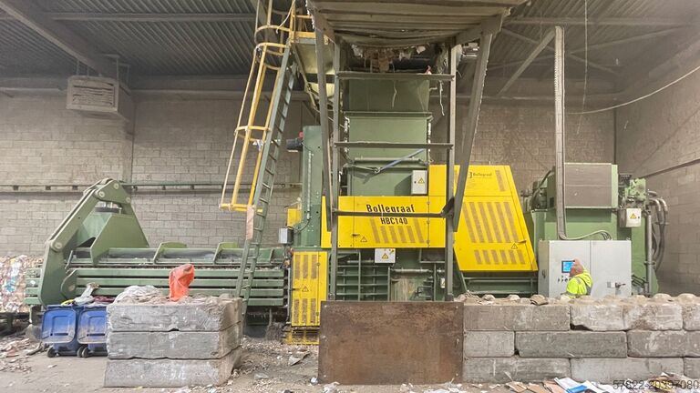 Пресс для тюков 140 т с конвейером и станциями протяжки проволоки. Bollegraaf Recycling Machinery B.V. HBC 140