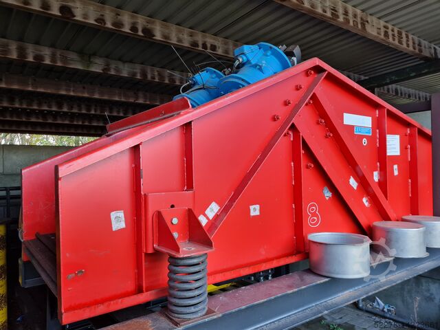 плоский вибрационный грохот тип OZB 90/360-55 TEMA vlakke trilzeef Type OZB 90/360-55