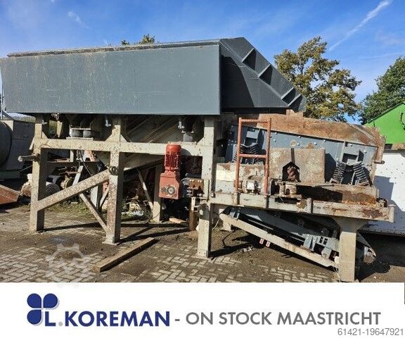 Бункер Kleemann с вибрационным желобом  