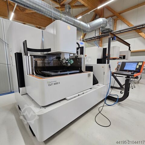 проволочно-вырезной электроэрозионный станок GF Machining Solutions CUT 3000X