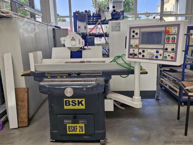 Плоскошлифовальный станок TOS BSKF 20 NC