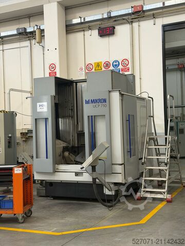 5-осевой вертикальный обрабатывающий центр с поворотным столом Mikron UCP-710