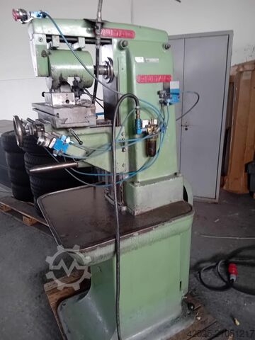 фрезерный станок с ручным рычагом RUMAG Nachfräsmaschine