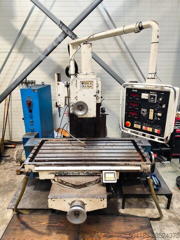 универсальный фрезерный станок SHW UF 21