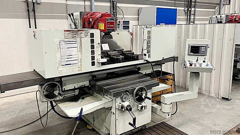 Универсальный фрезерный станок Ho Chun UH-1250A