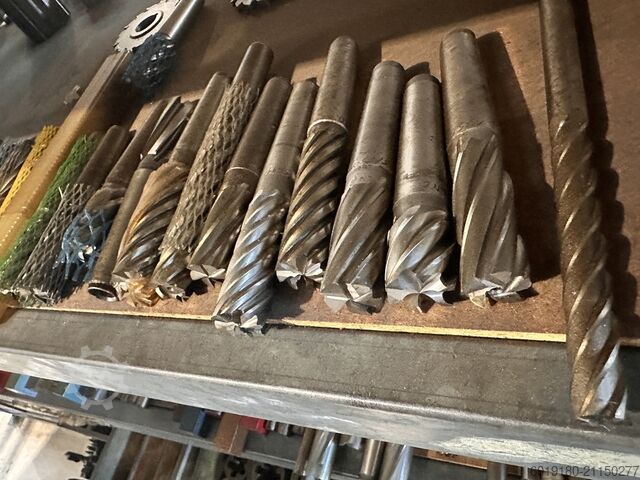 двухшпиндельный фрезерный станок HSS Schaftfräser HSS Schaftfräser