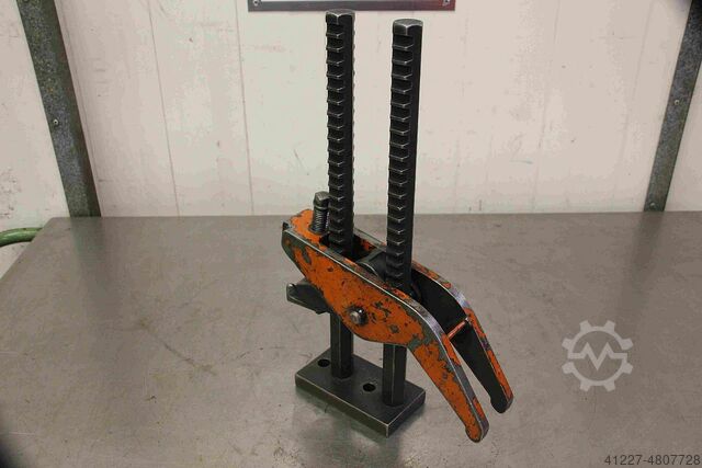 Зажимные когти Carver Tee Slot Clamp