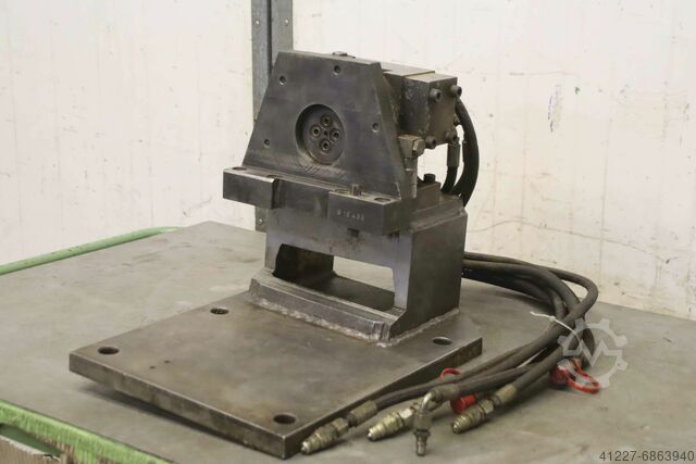 Гидравлический реверсивный зажим Römheld 9284-826 908