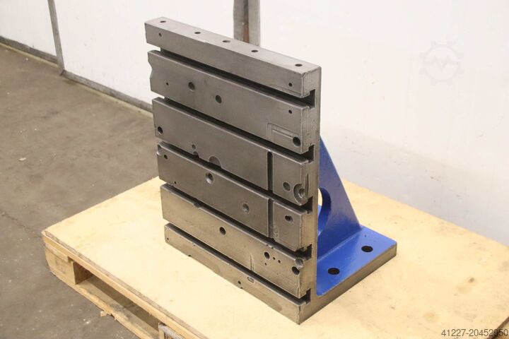 Угловой зажим с Т-образными пазами Guss 500/390/H630 mm