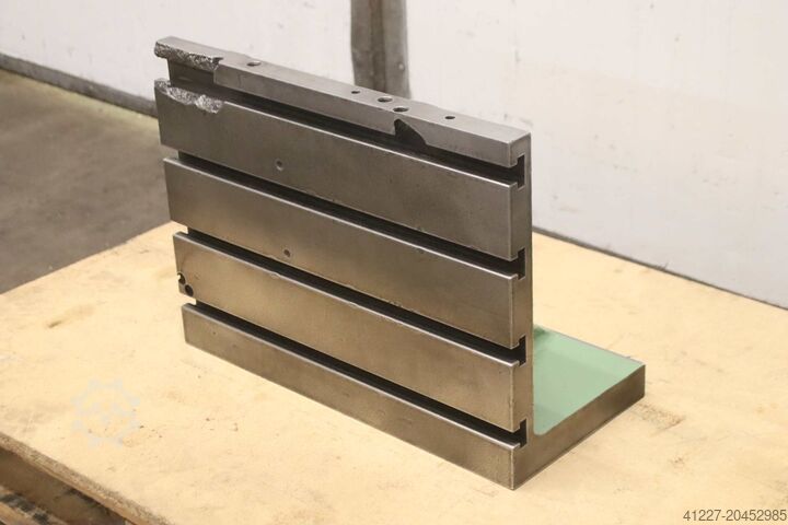 Угловой зажим с Т-образными пазами Guss 535/250/H400 mm