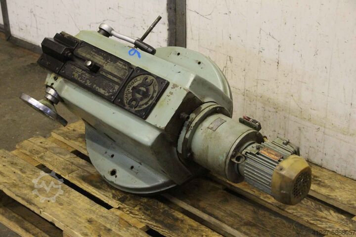 Универсальная фрезерная головка Stankoimport 6P/2