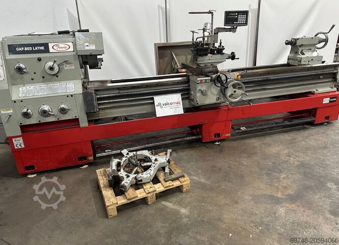 центральный токарный станок Travis T26120/A 3000