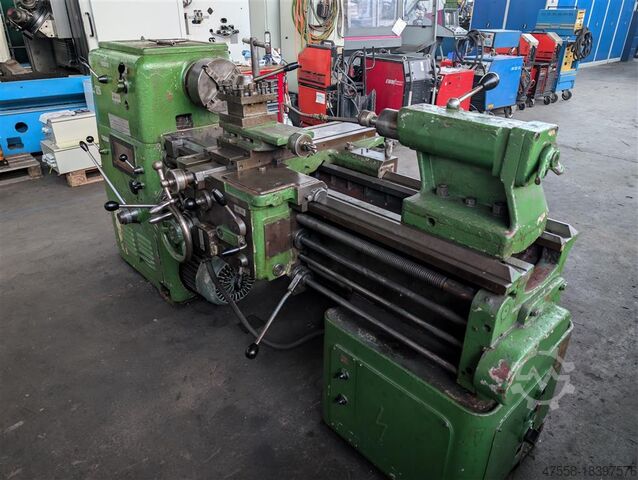 Токарно-центровой станок и токарный станок с подающим шпинделем METALLEXPORT TUD 50