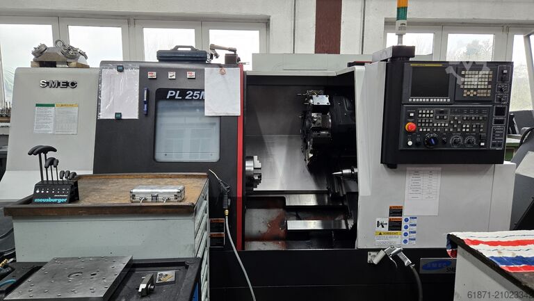Токарный станок с ЧПУ SMEC PL 25M