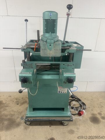 Копировально-фрезерный станок ROTOX KF 156