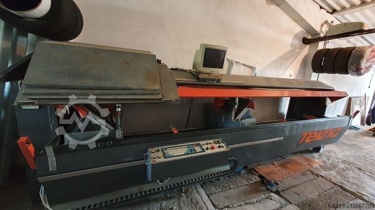 Двойная торцовочная пила Tekna TK 145/20