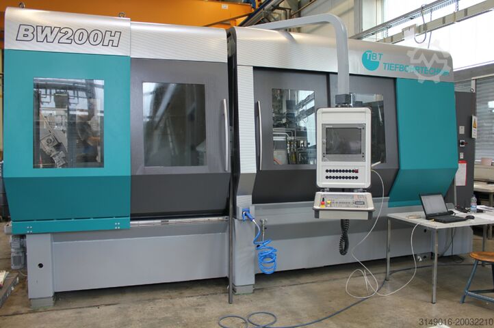 Универсальный фрезерно-сверлильный станок TBT Tiefbohrtechnik GmbH + Co BW200-H