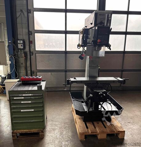 Сверлильно-фрезерный станок Serrmac DIGIT VR