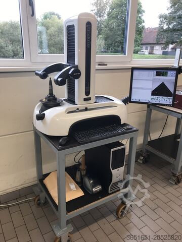 Устройство предварительной настройки инструмента Speroni Werkzeugvoreinstellgerät