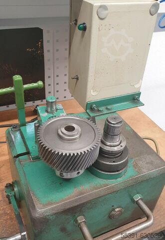 Испытательное устройство для зубчатых колес  Prüfgeräte