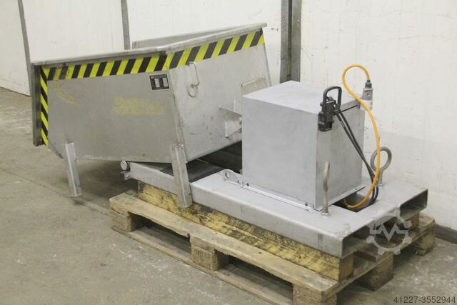 Откидной контейнер в качестве самосвала Bauer hydraulisch kippbar