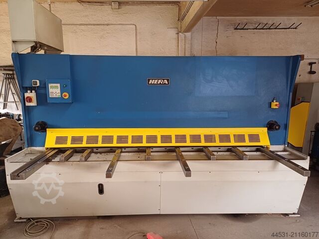 Гидравлические гильотинные ножницы Hera TK  3000 / 10